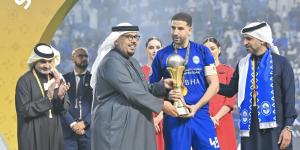 النصر ينهي عقد نجمه المغربي عادل تاعرابت - شبكة أطلس سبورت