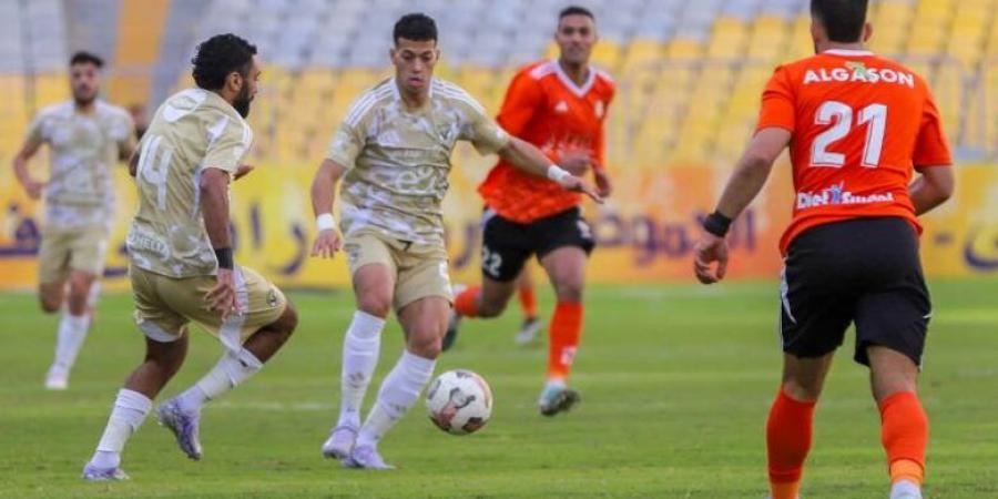 تعادل الأهلي يفتح الباب أمام الزمالك لتصدر الدوري - شبكة أطلس سبورت