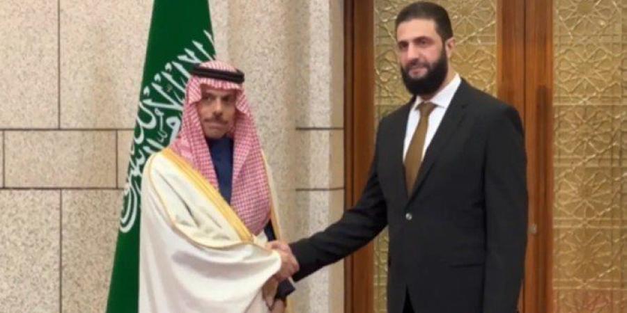 أحمد الشرع يستقبل وزير الخارجية السعودي الأمير فيصل بن فرحان في دمشق - شبكة أطلس سبورت