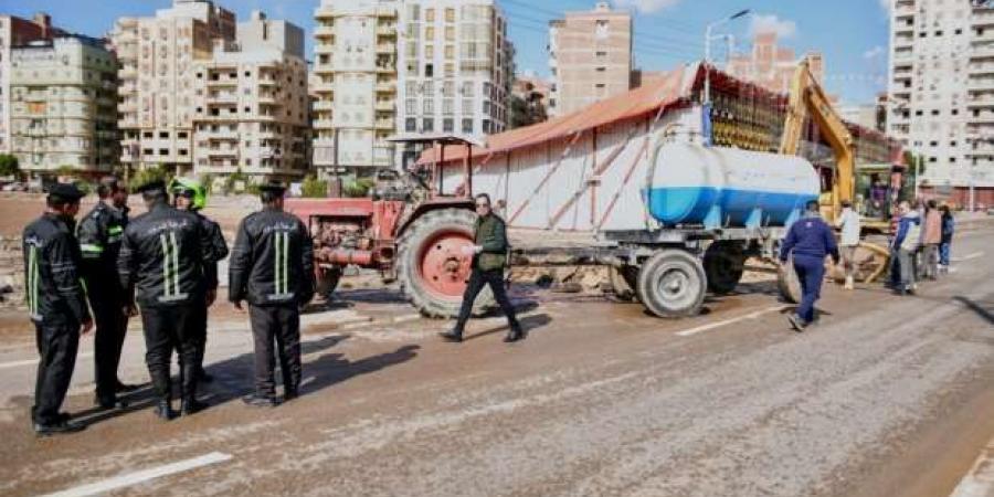 محافظ الدقهلية يوجه بسرعة الانتهاء من إصلاح كسر خط مياه بشارع الجيش في المنصورة - أطلس سبورت