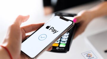 البنك الأهلي المصري يعلن بدء إطلاق خدمة Apple Pay