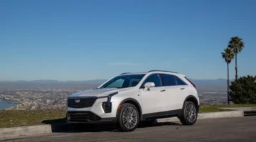 سيارة كاديلاك Cadillac XT4 2024 في السعودية