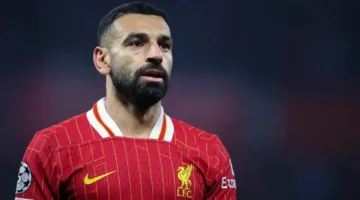 محمد صلاح يرفض 8 عروض من أندية أوروبية للبقاء مع ليفربول