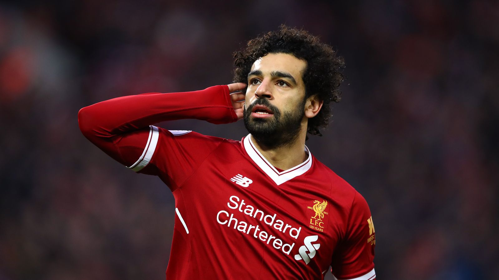 محمد صلاح يقترب من معادلة أرقام أجويرو وهاري كين بعد فوزه بجائزة جديدة لشهر نوفمبر